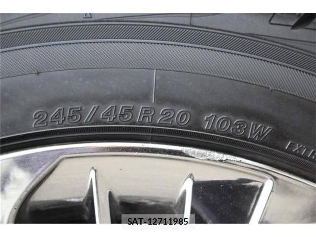 Lexus LS 2018-01 7392675-19