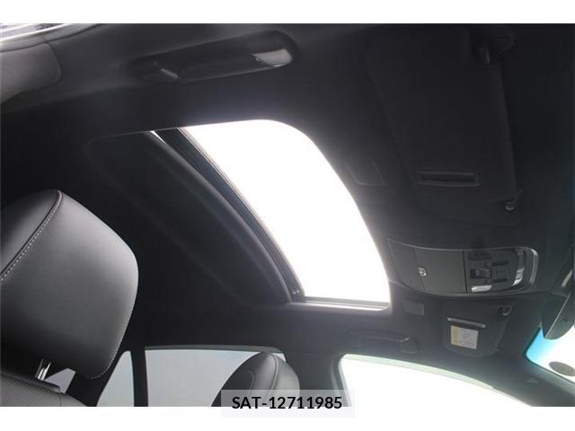 Lexus LS 2018-01 7392675-3
