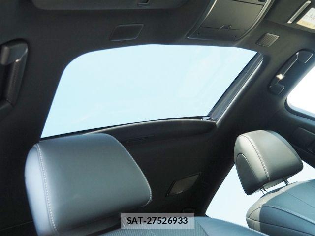 Lexus LS 2018-03 7455409-9