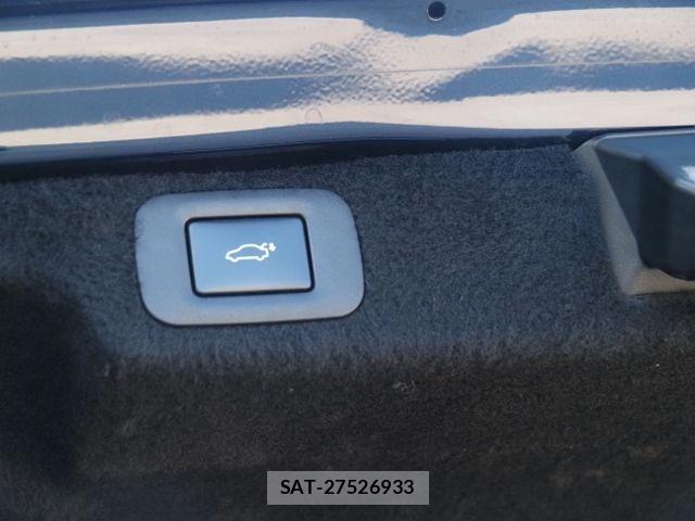 Lexus LS 2018-03 7455409-16