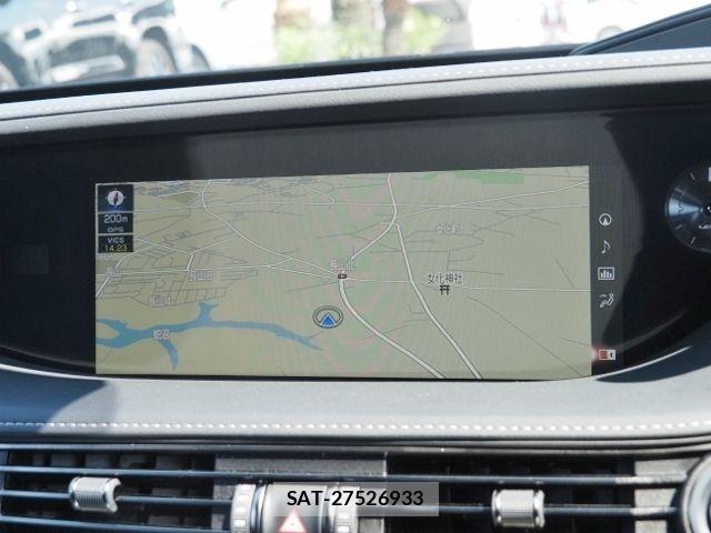 Lexus LS 2018-03 7455409-18