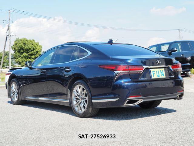 Lexus LS 2018-03 7455409-5