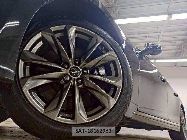 Lexus LS 2018-02 7501275-12