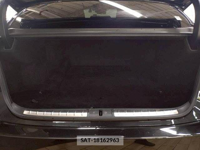 Lexus LS 2018-02 7501275-19