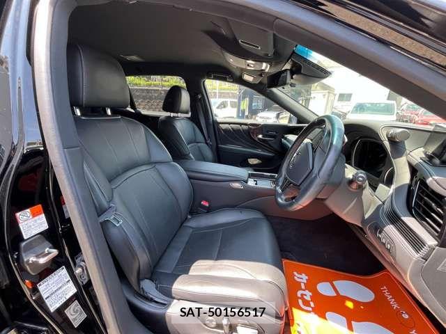 Lexus LS 2019-02 7501273-1