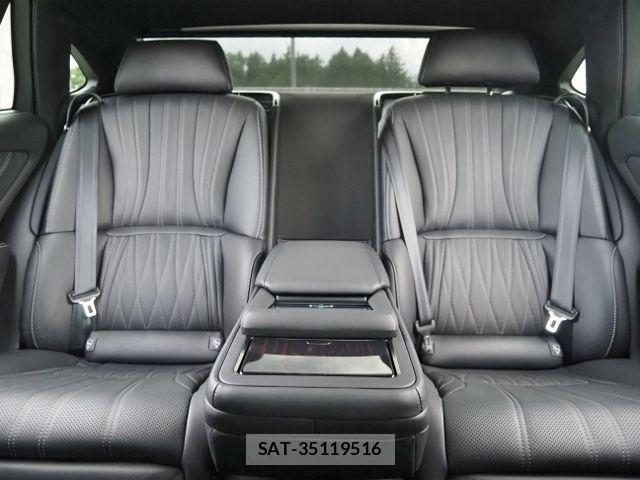Lexus LS 2023-06 7509030-11