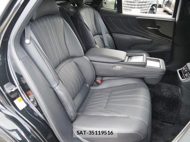 Lexus LS 2023-06 7509030-13