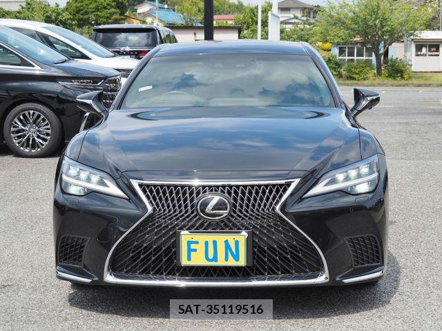 Lexus LS 2023-06 7509030-1