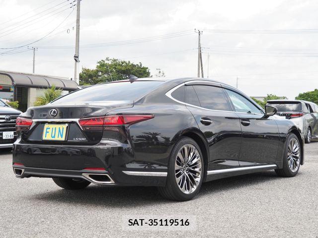 Lexus LS 2023-06 7509030-4