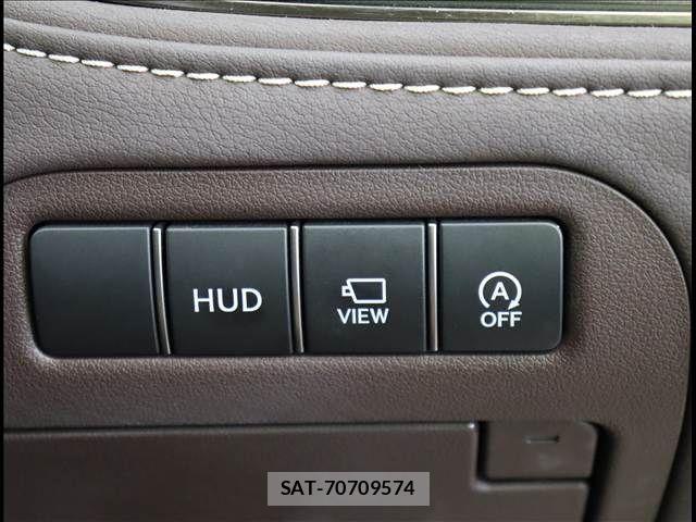Lexus LS 2018-05 7562358-11