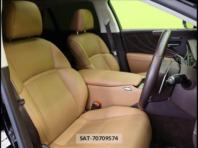 Lexus LS 2018-05 7562358-24