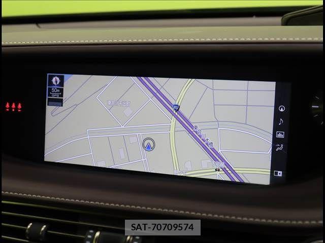 Lexus LS 2018-05 7562358-3