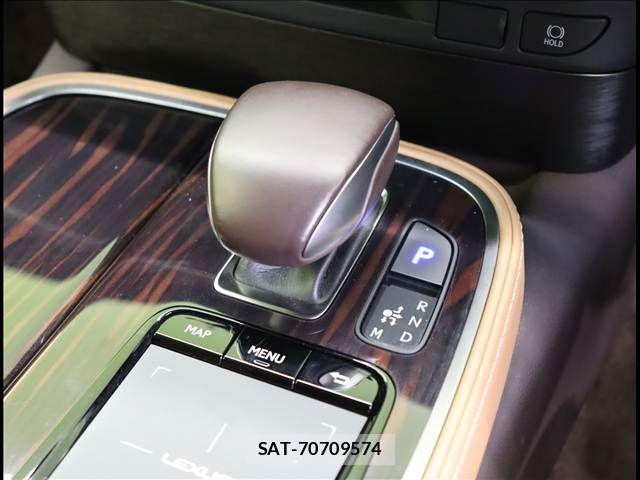 Lexus LS 2018-05 7562358-8