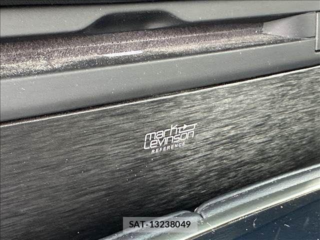 Lexus LS 2020-01 7562356-10