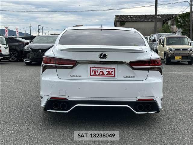 Lexus LS 2020-01 7562356-15