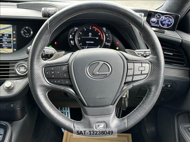 Lexus LS 2020-01 7562356-1
