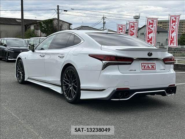 Lexus LS 2020-01 7562356-2