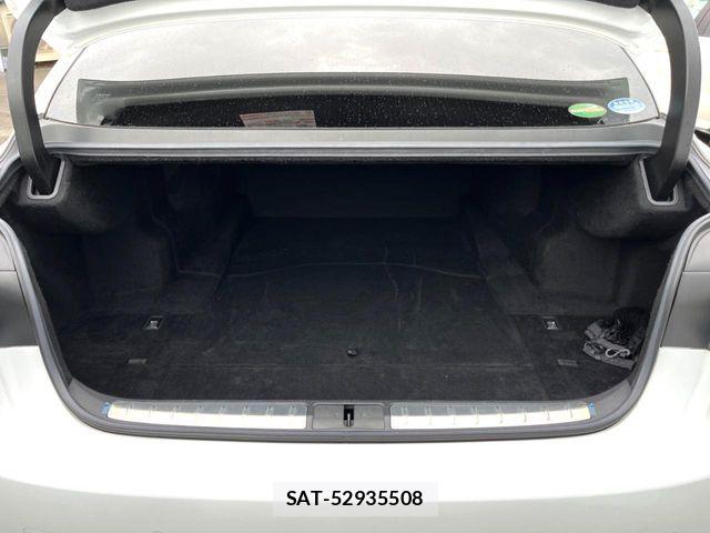 Lexus LS 2018-05 7617662-15
