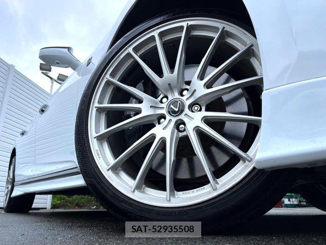 Lexus LS 2018-05 7617662-19