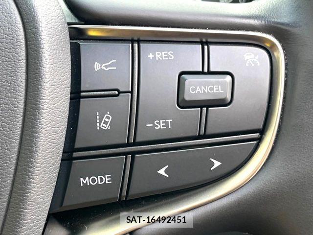 Lexus LS 2021-03 8074343-6