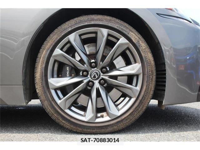 Lexus LS 2018-02 8074348-11