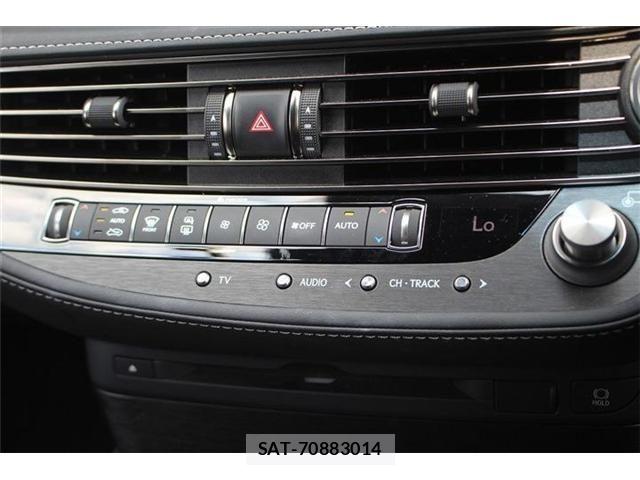 Lexus LS 2018-02 8074348-27