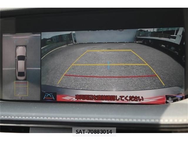 Lexus LS 2018-02 8074348-2