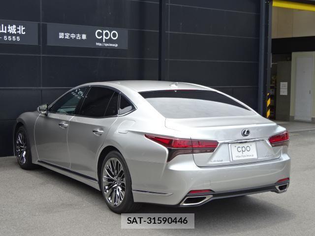 Lexus LS 2021-06 8074344-5