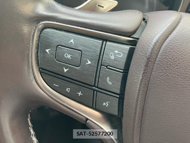 Lexus LS 2018-03 8100141-18