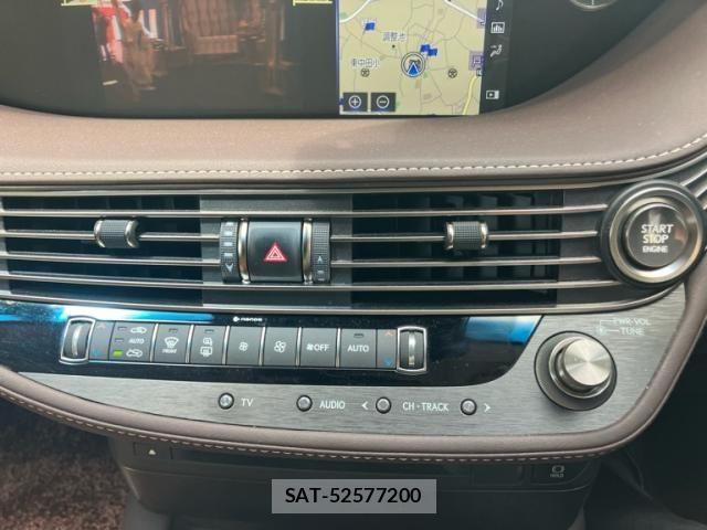 Lexus LS 2018-03 8100141-23