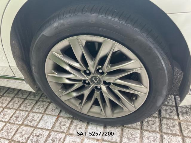 Lexus LS 2018-03 8100141-6