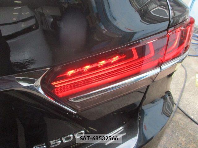 Lexus LS 2019-05 8100140-3