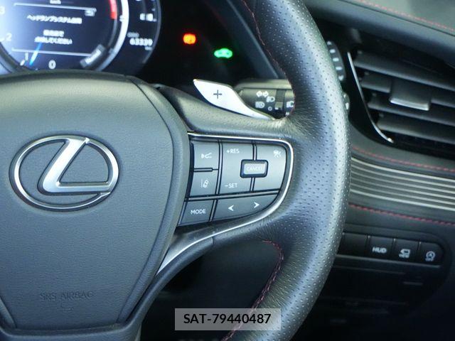 Lexus LS 2021-06 8100139-12