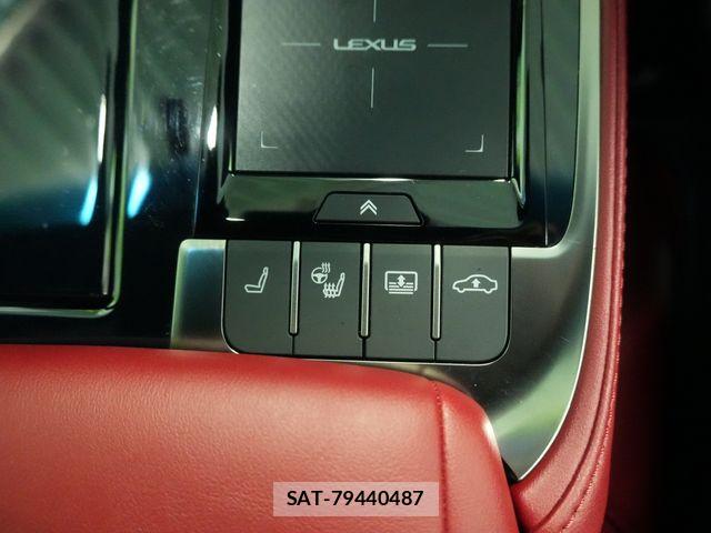 Lexus LS 2021-06 8100139-17
