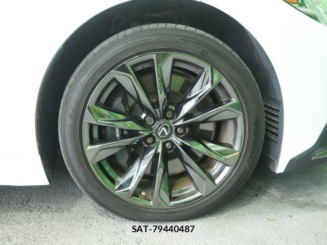 Lexus LS 2021-06 8100139-29