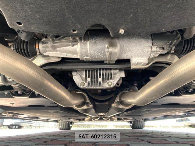 Lexus LS 2021-01 8131009-18