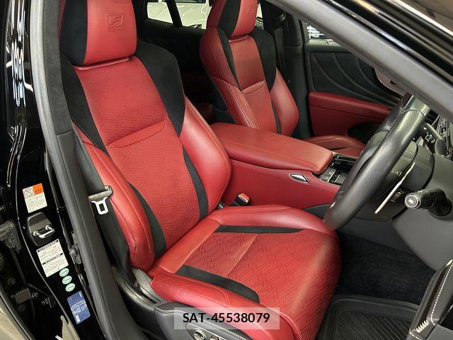 Lexus LS 2018-01 8208385-7
