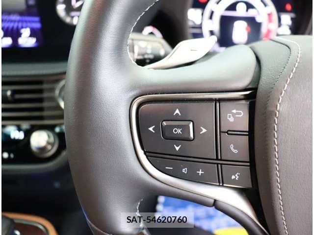 Lexus LS 2021-03 8245724-11