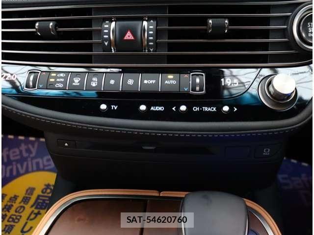 Lexus LS 2021-03 8245724-22