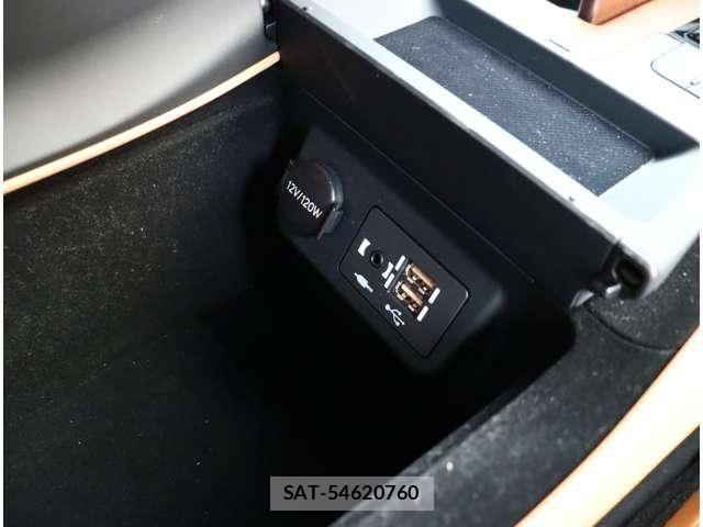 Lexus LS 2021-03 8245724-26