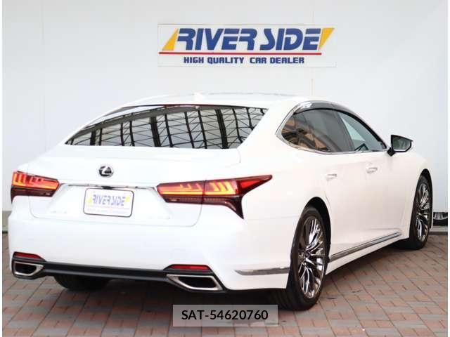 Lexus LS 2021-03 8245724-2