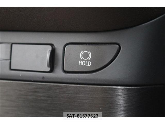 Lexus LS 2018-02 8336563-6