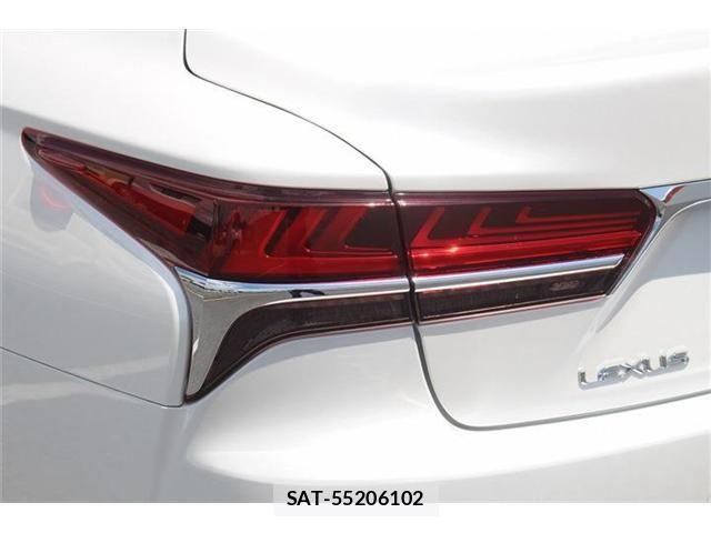 Lexus LS 2018-01 8336561-24