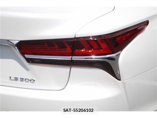 Lexus LS 2018-01 8336561-25