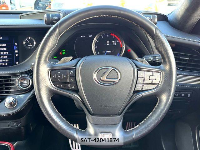 Lexus LS 2018-02 8366737-11
