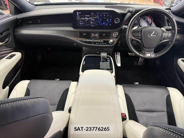 Lexus LS 2021-06 8366733-2