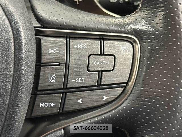 Lexus LS 2020-02 8485640-4