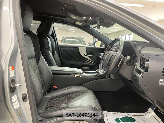 Lexus LS 2021-11 8525539-18