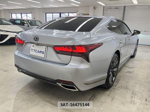 Lexus LS 2021-11 8525539-24