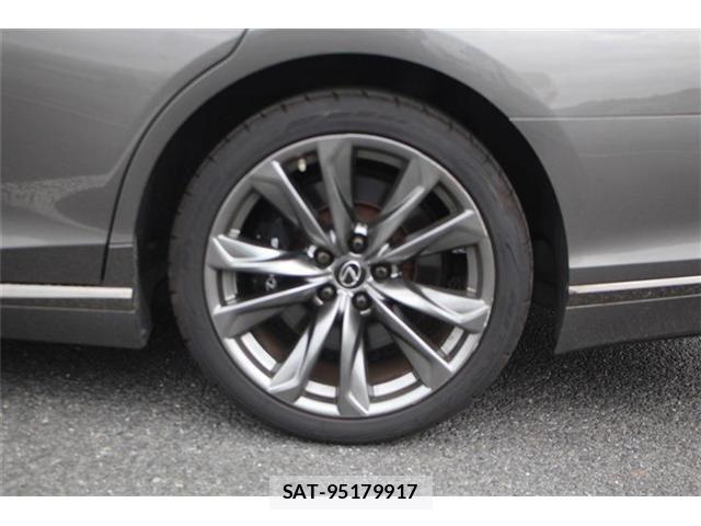 Lexus LS 2018-02 8562448-17
